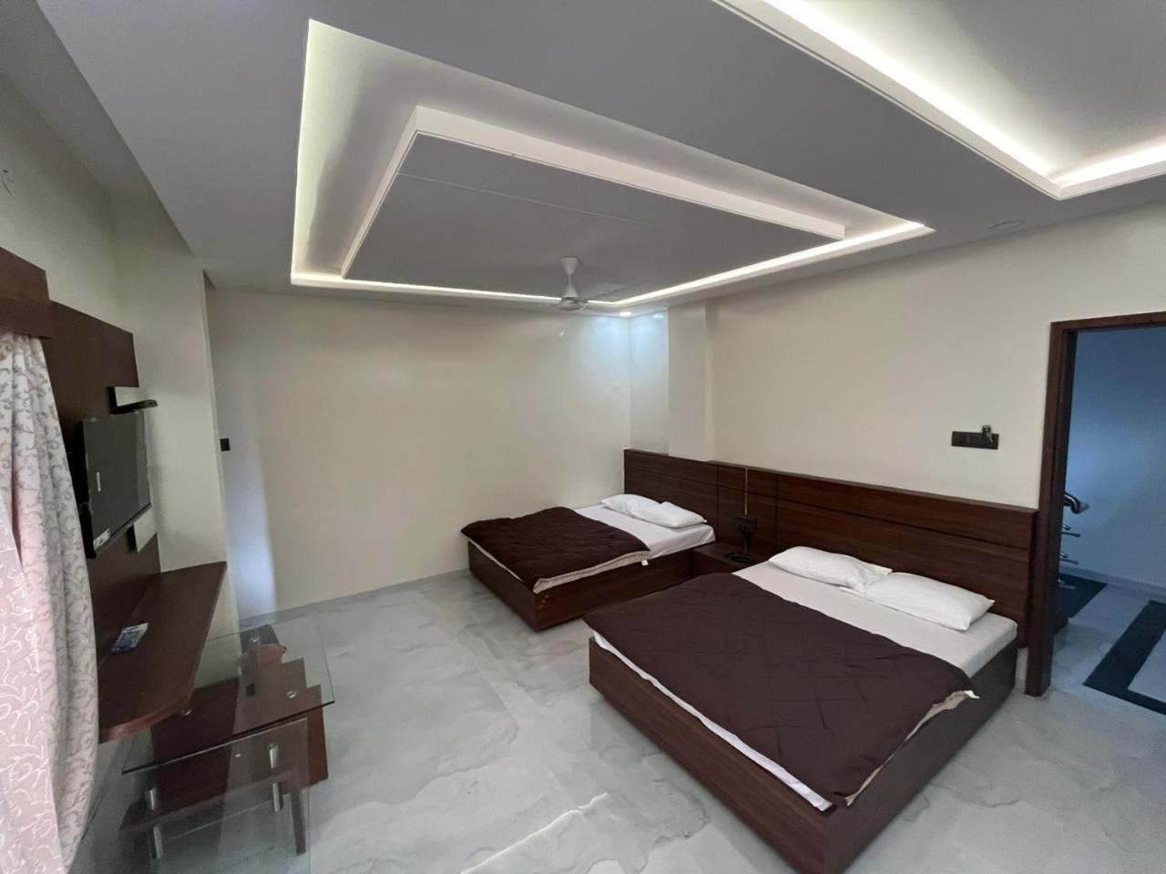 Hotel Sai Sandesh Shirdi Exterior foto